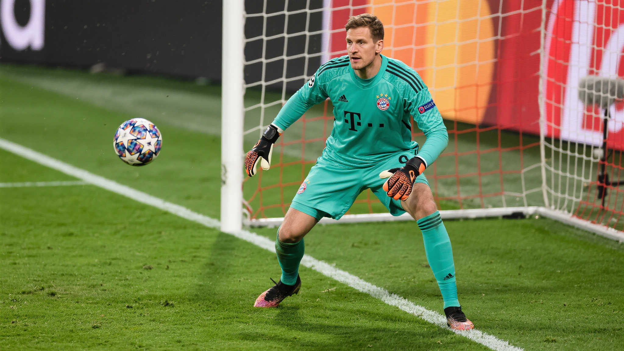 科贝尔:为球队守住零封是我的幸运与责任,展望未来奋力前行 在现代足球比赛中,拥有一位优秀的门将是球队取得成功